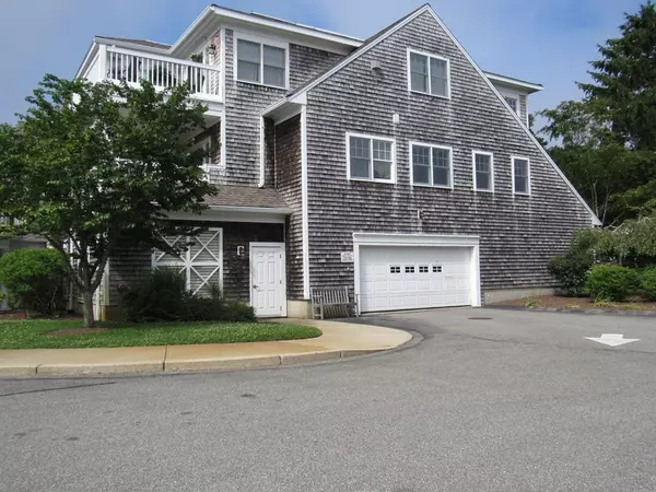 Chatham, MA 02633,912 Main St #308