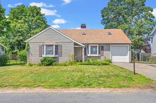 15 Beacon Hill Blvd, North Andover, MA 01845