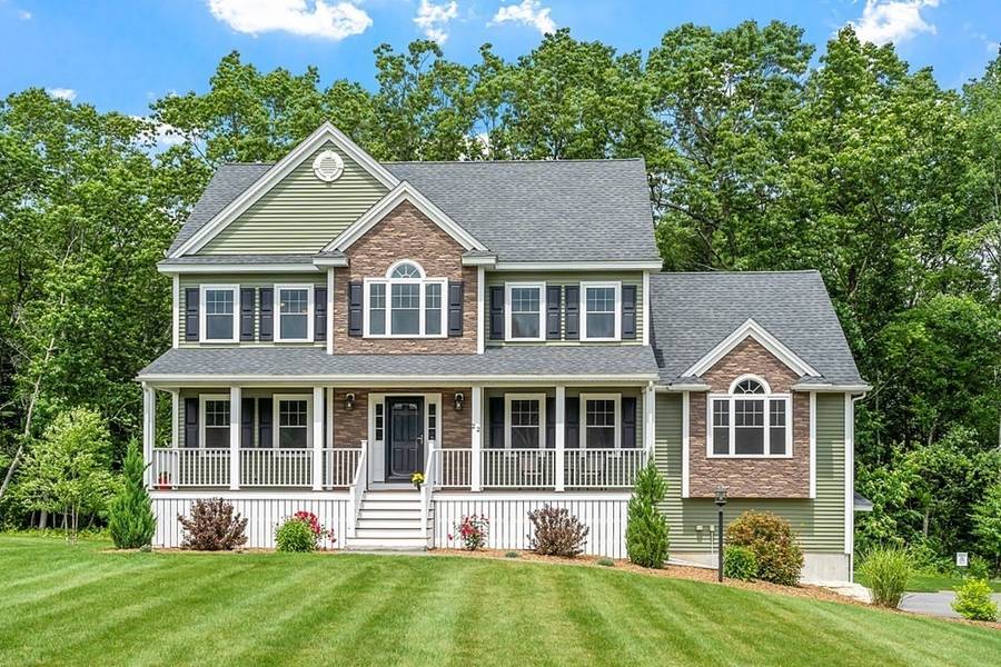 22 Bear Hill Road, Dunstable, MA 01827