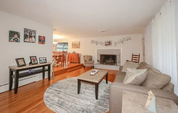 Lynn, MA 01904,695 Lynnfield St