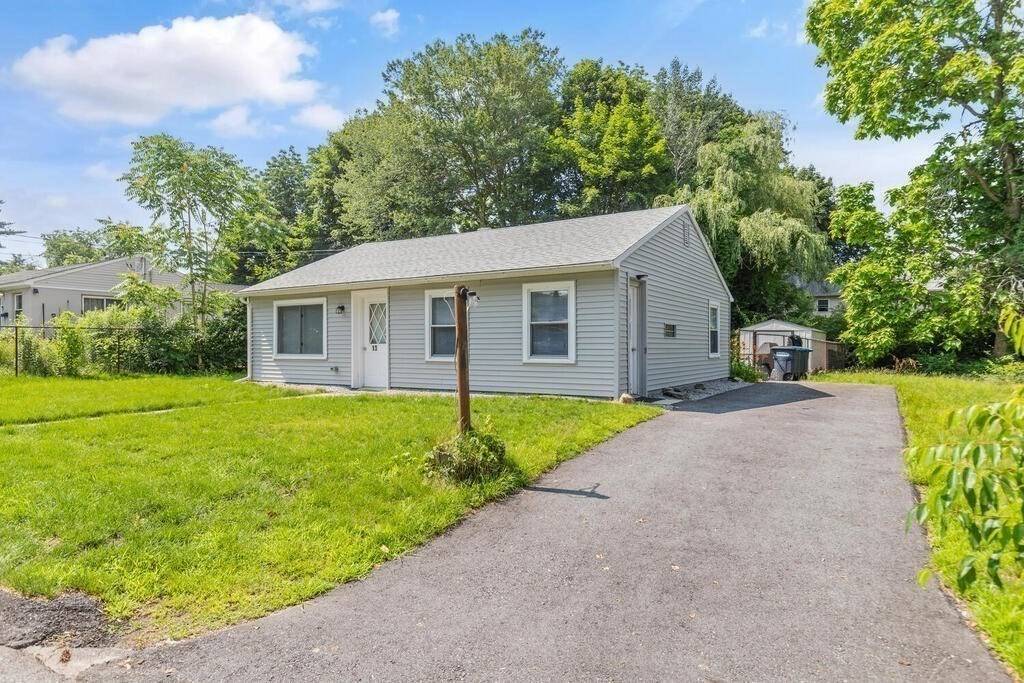Auburn, MA 01501,13 Clarendon Rd