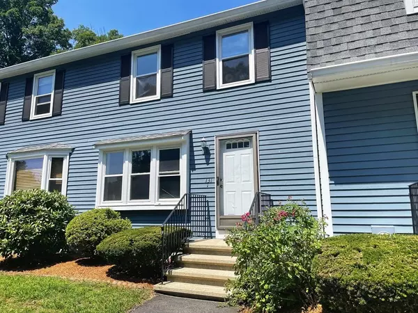 131 Twin Brook Ln #131, Bellingham, MA 02019