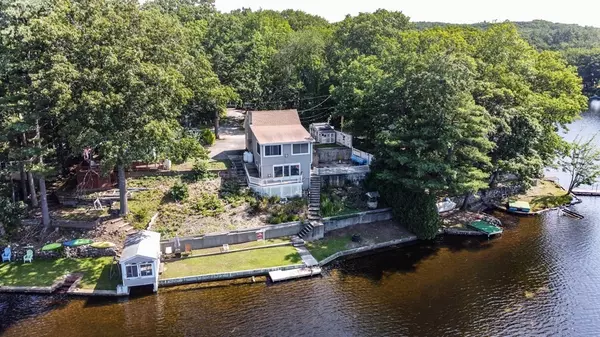 86 Oak Ridge Rd, Lunenburg, MA 01462