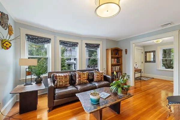 Lexington, MA 02421,5 Belfry Terrace