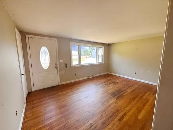 Wareham, MA 02538,22 Hideaway Ln