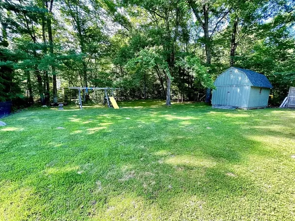 Easton, MA 02375,24 Shagbark Rd