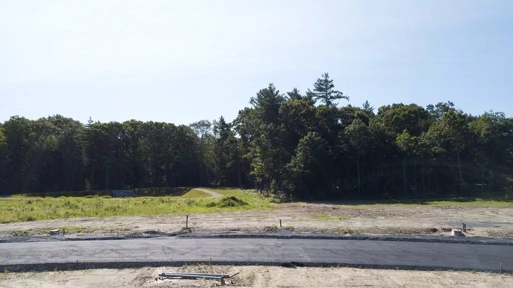 Lot 3 Wildwood Path, Raynham, MA 02767