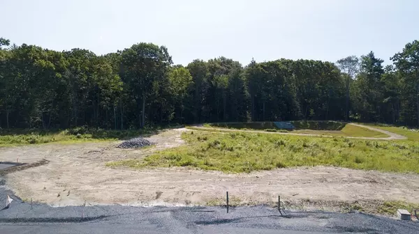 Lot 4 Wildwood Path, Raynham, MA 02767