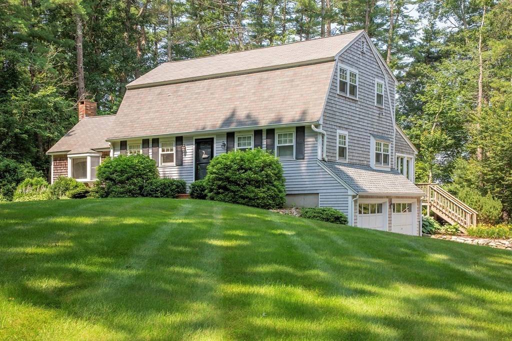 40 Union Hall Rd, Duxbury, MA 02332