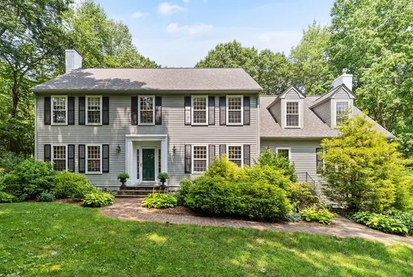 Lincoln, MA 01773,5 Brooks Hill Rd