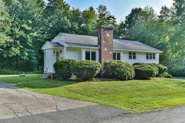 West Boylston, MA 01583,12 Lawrence St