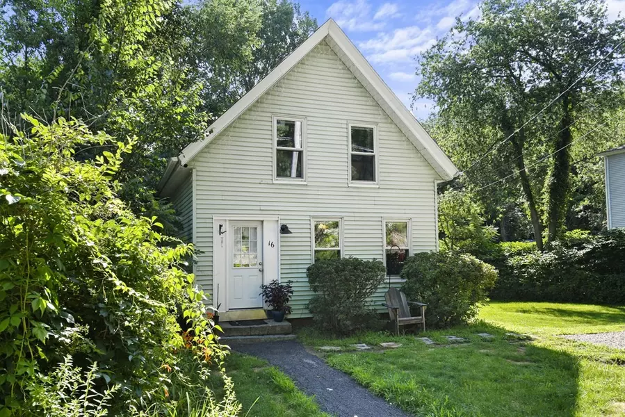 16 Birch Street, Leominster, MA 01453