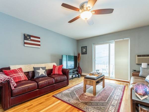 48 Coffey #5B, Boston, MA 02122