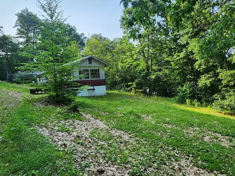 21 Smith Point Rd, Alton, NH 03810
