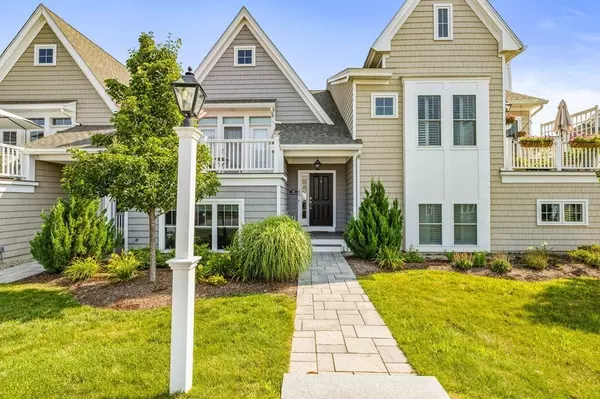 45 Sunflower Way, Plymouth, MA 02360