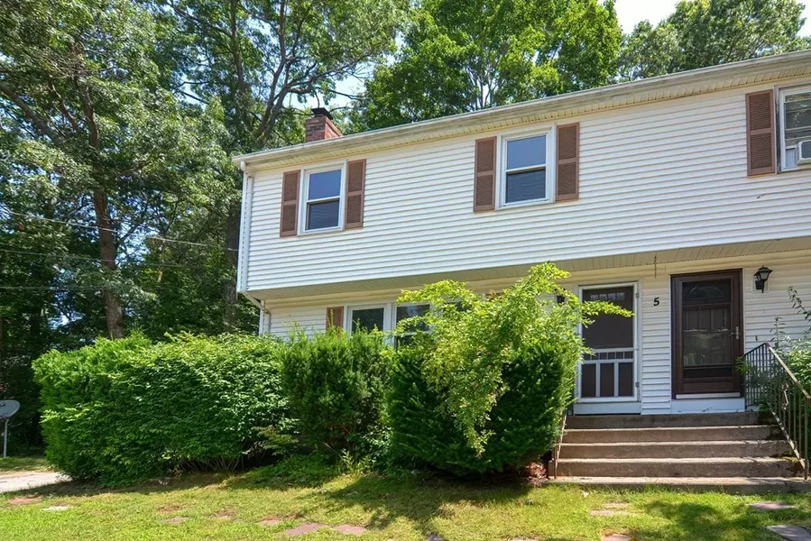 5 Legion Drive #B, Plainville, MA 02762