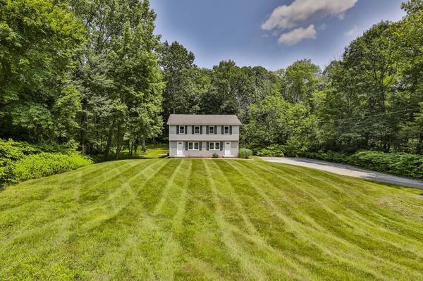 2 Morningside Dr #R, Derry, NH 03038