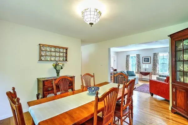 Somerset, MA 02726,53 Windward