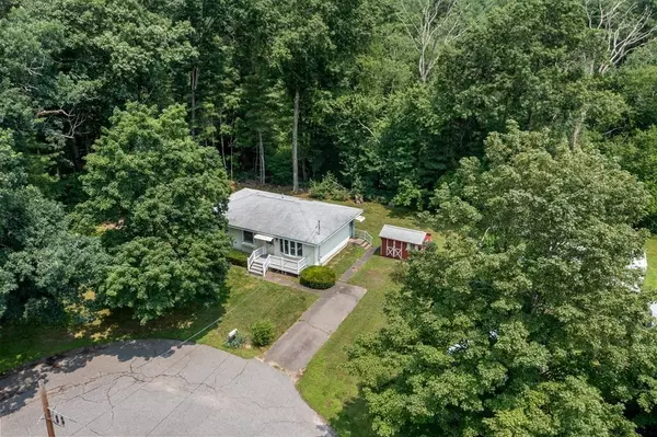 Belchertown, MA 01007,32 Rita Lane