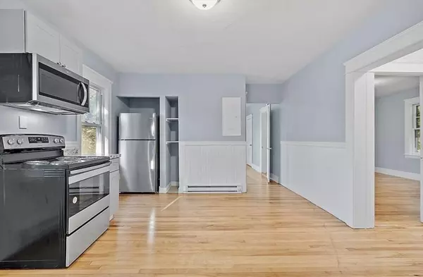 Worcester, MA 01605,42 Velander St