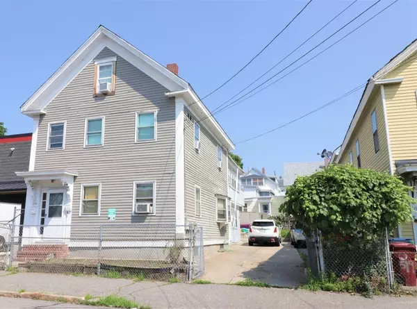 529 Broadway St, Lowell, MA 01854