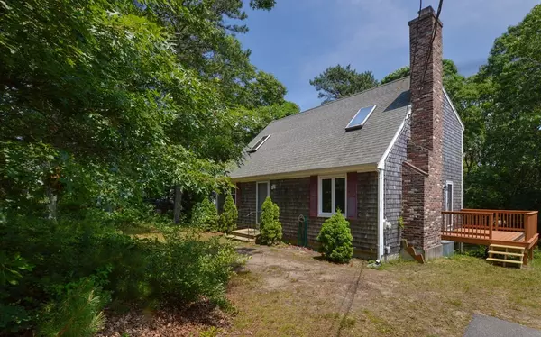 Falmouth, MA 02536,293 Sam Turner Rd