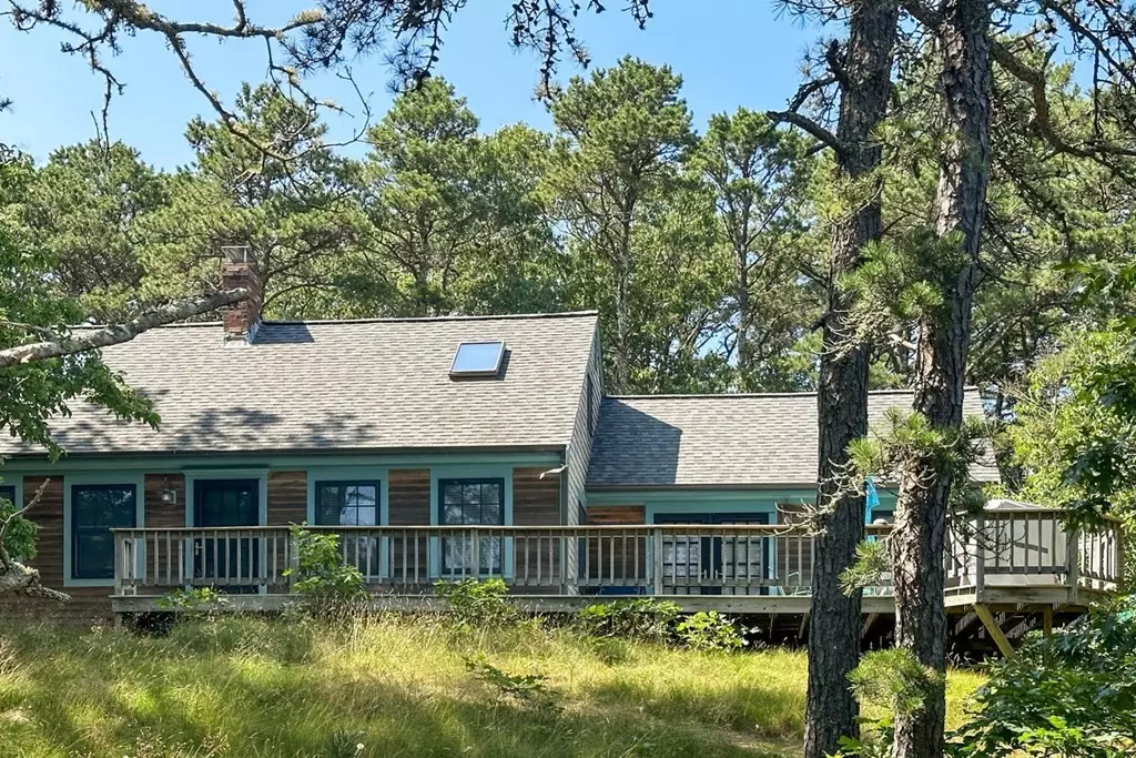 Wellfleet, MA 02667,422 Old Kings Hwy