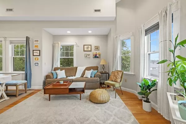 Everett, MA 02149,53 Corey St #3S