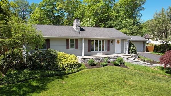 Lynnfield, MA 01940,805 Summer Street