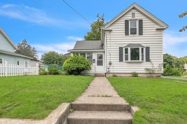 21 Stebbins St, Ludlow, MA 01056