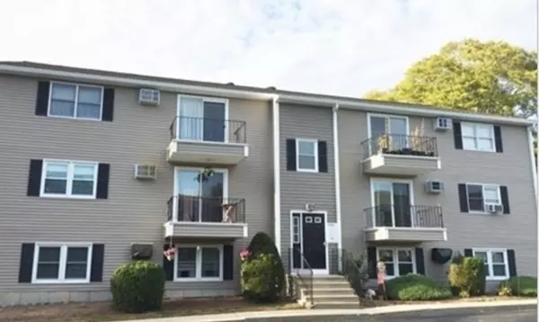 1585 Braley Rd #55, New Bedford, MA 02745