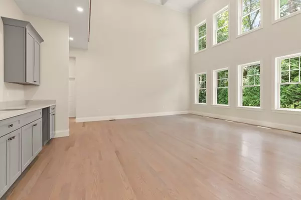 Lynnfield, MA 01940,69 Bourque Rd