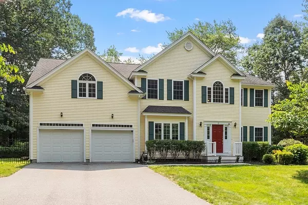 11 Bumble Bee Ln, Littleton, MA 01460