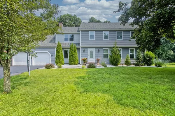 102 Glendale Rd, Agawam, MA 01001