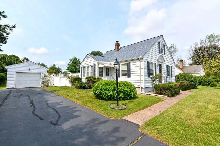 863 West St, Attleboro, MA 02703