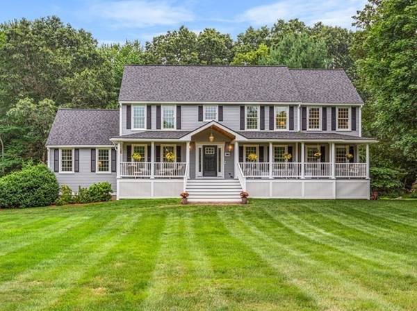 885 Forest St, North Andover, MA 01845