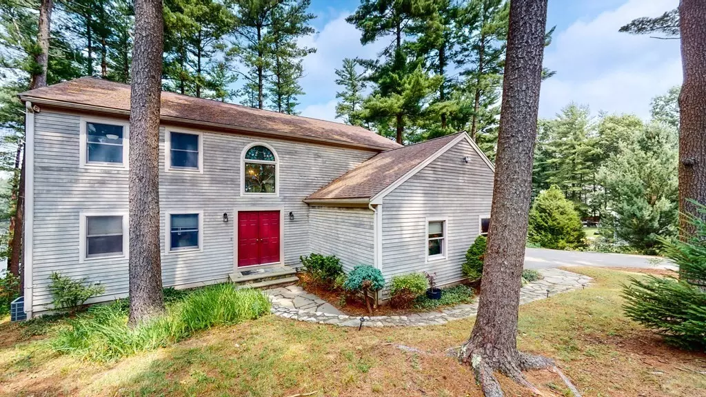 34 Four Winds Drive, Pembroke, MA 02359