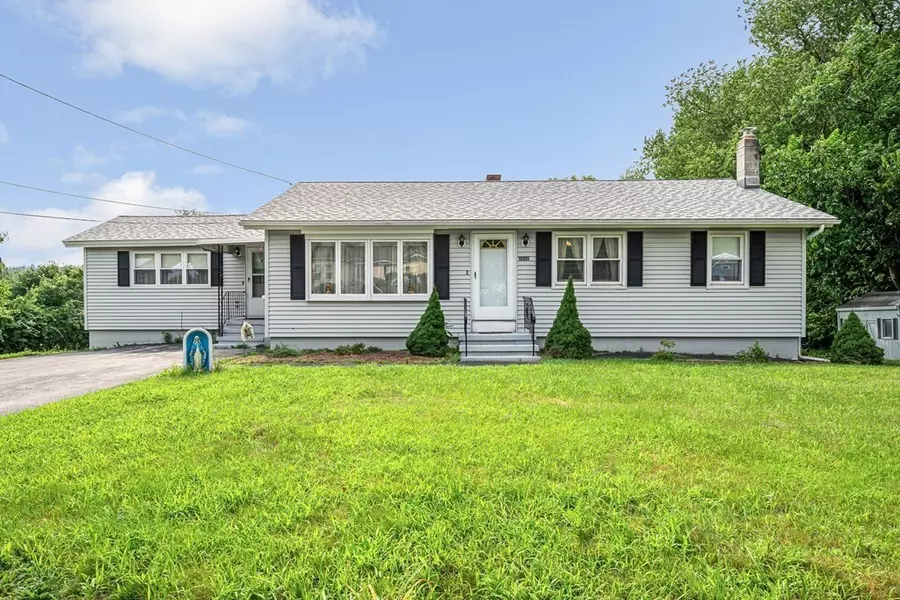 1212 Hildreth St, Dracut, MA 01826