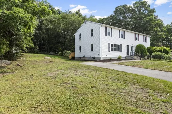 Taunton, MA 02780,70 Landing Drive #70