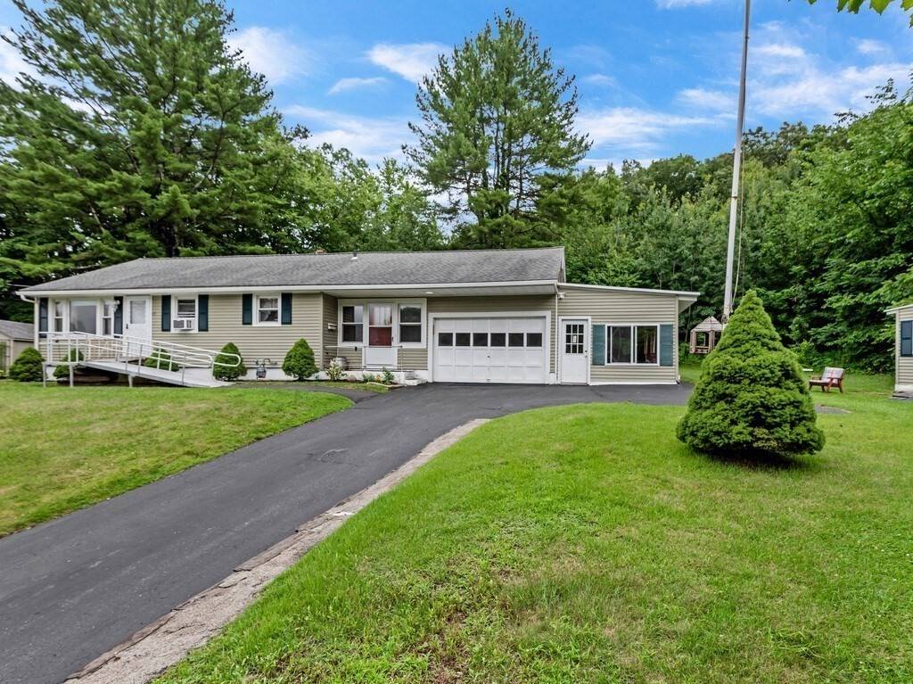 Millbury, MA 01527,19 Captain Peter Simpson Rd