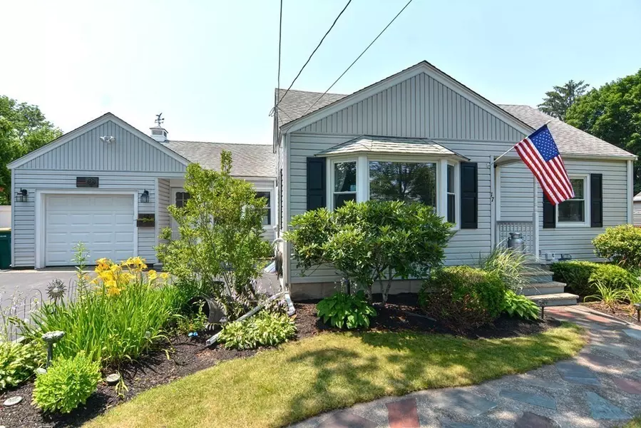 17 Crescent Ave., North Attleboro, MA 02760