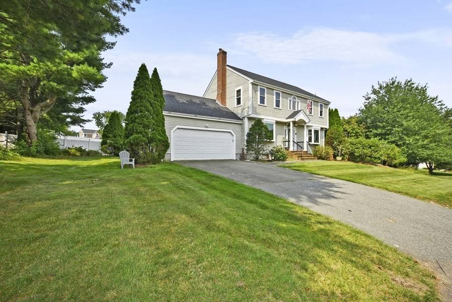 14 White Sisters Way, Canton, MA 02021