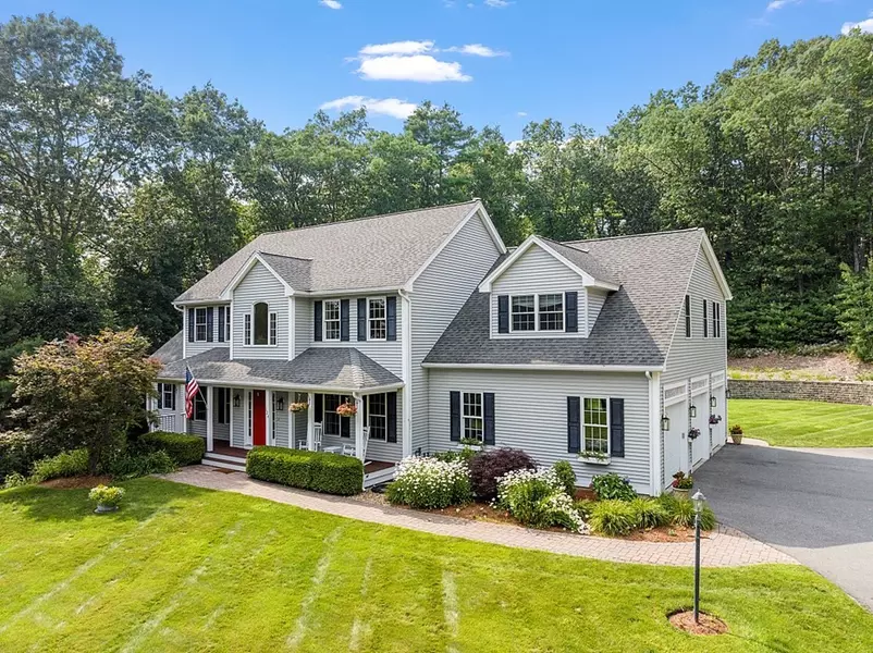 124 Carlisle Road, Westford, MA 01886