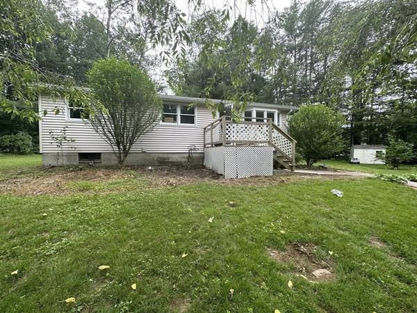 31 Harrington Rd, Charlton, MA 01507