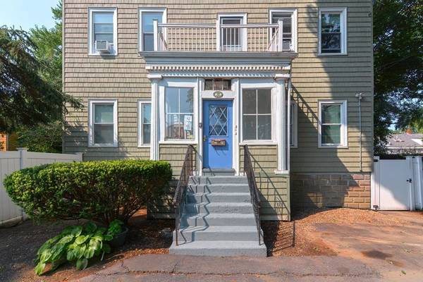 Somerville, MA 02143,72 Beacon Street