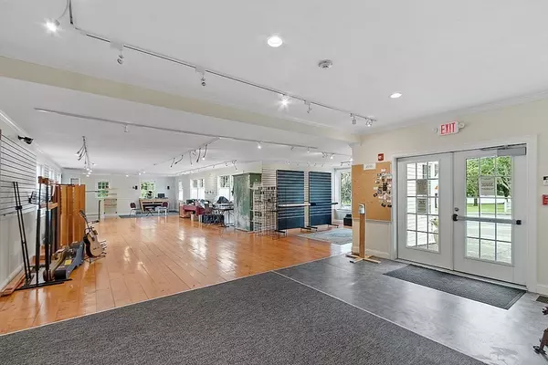 Littleton, MA 01460,80 King St