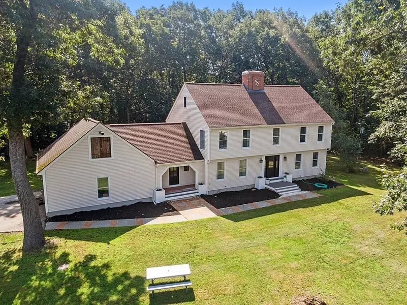 16 Baywood Drive, Hampstead, NH 03841