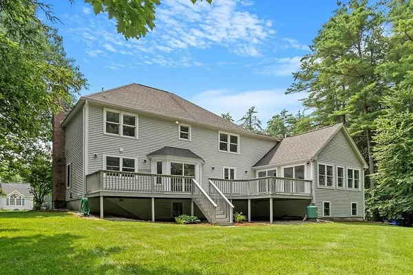 Hampstead, NH 03826,10 Rosewood Cir