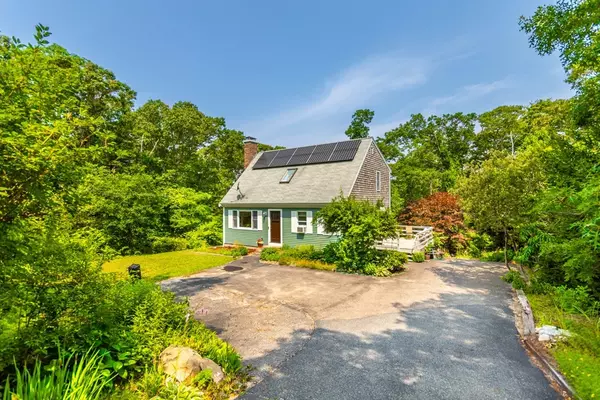 134 Blacksmith Shop Rd, Falmouth, MA 02536