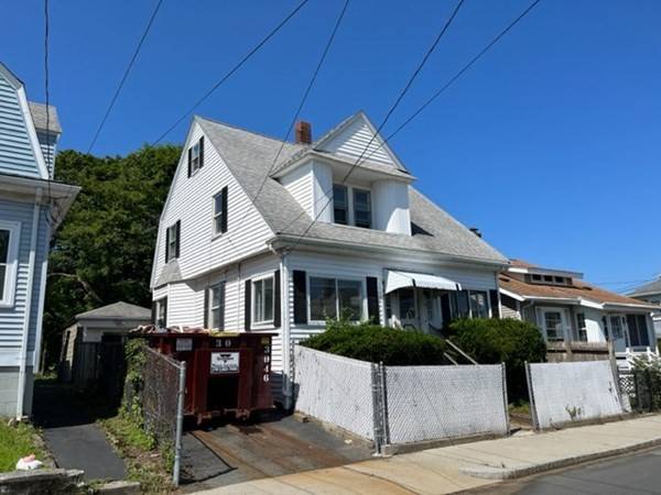 89 Faxon Rd, Quincy, MA 02171